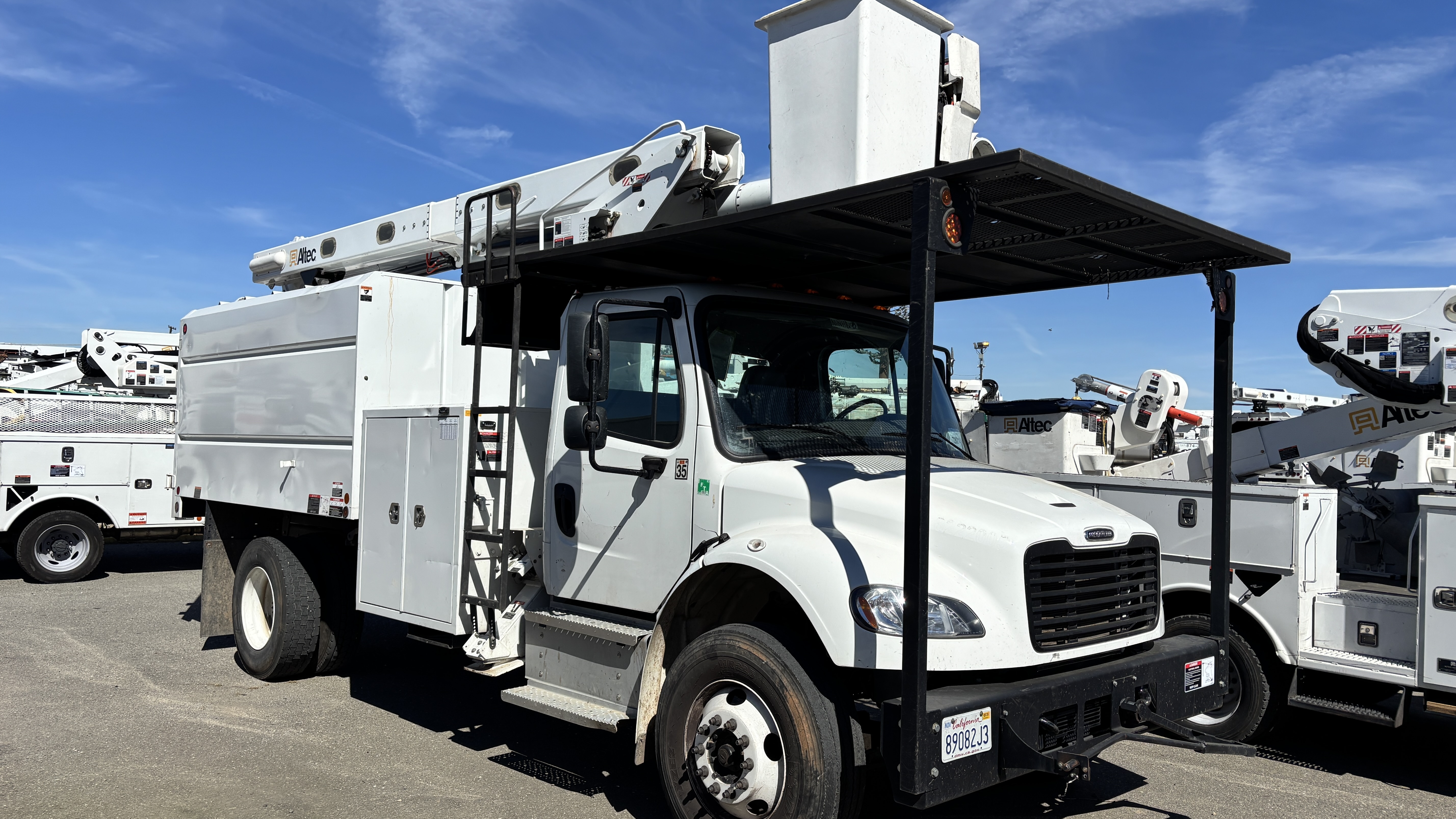 2022 ALTEC LR8-56 2022 ALTEC LR8-56
